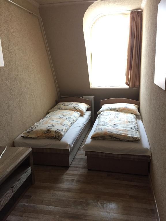 Belvarosi Deluxe Apartman Baja Buitenkant foto